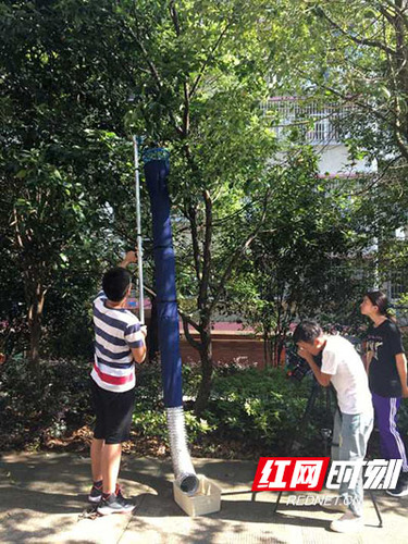 天行平台_天行(中国)大学生研发“摘果神器”