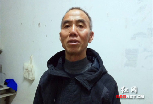 天行平台_天行(中国)退休宿管大爷给学生写“情诗”